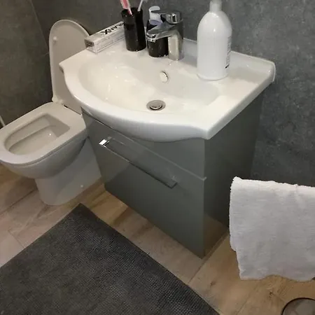 1 Camera Con Cucina Vicino Centro Città
