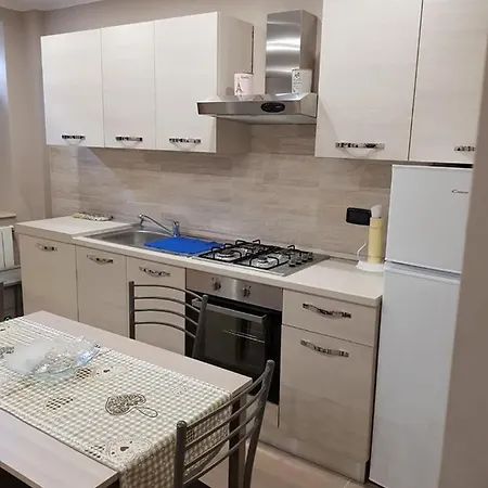 1 Camera Con Cucina Vicino Centro Città Parma