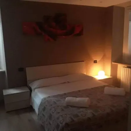 1 Camera Con Cucina Vicino Centro Città *