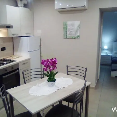 1 Camera Con Cucina Vicino Centro Città Parma