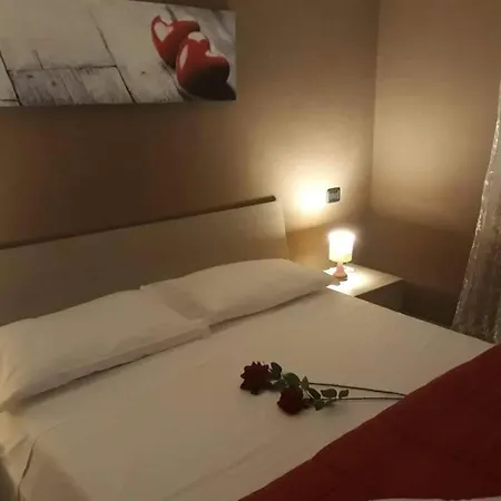 1 Camera Con Cucina Vicino Centro Città *